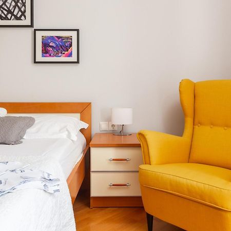 Brkic Apartments With Private Parking マカルスカ エクステリア 写真