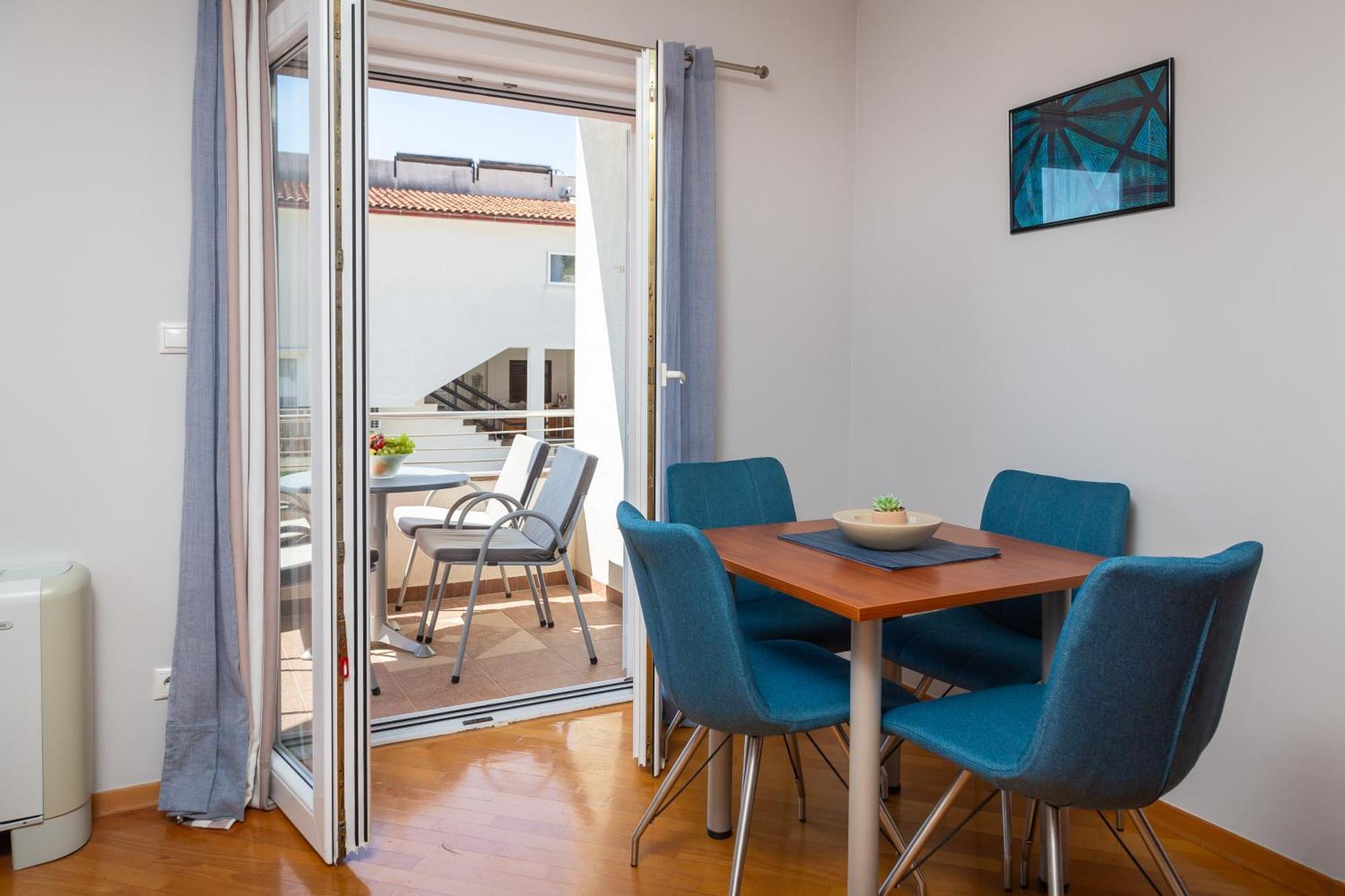 Brkic Apartments With Private Parking マカルスカ エクステリア 写真